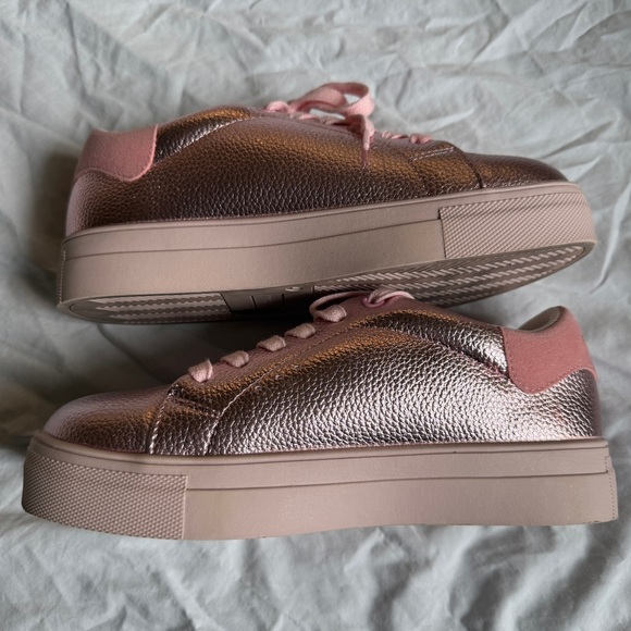 Kurt Geiger Mini Laney Eye Sneakers – Girls Size 4 (EUR 35) - Picture 4 of 8